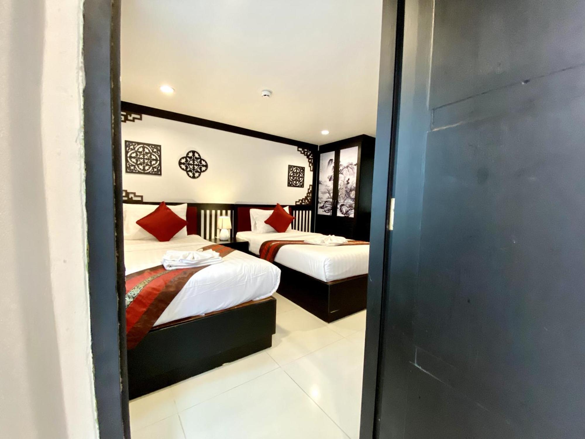 Sunray Beach Hotel Patong Exterior foto